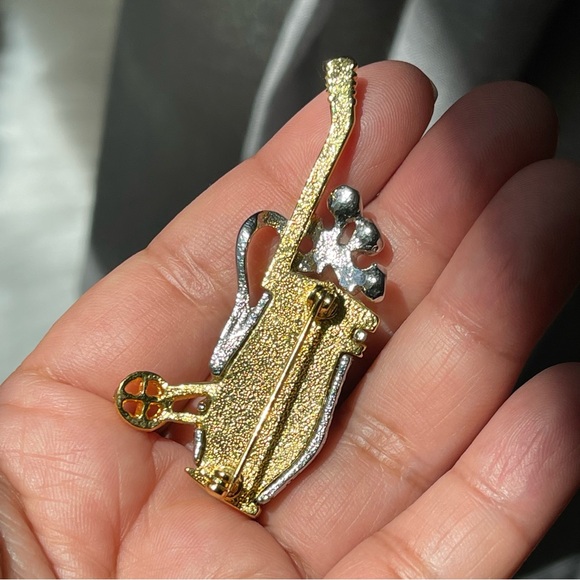 Vintage | Golf Bag Club Gold Silver Tone Unsigned Brooch Pin 2.25" Tall - Picture 3 of 13